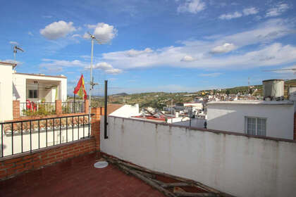 Domy na prodej v Tolox, Málaga. 