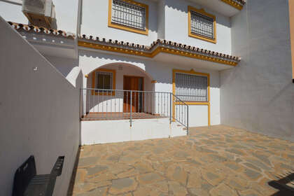 House for sale in Los Boliches, Fuengirola, Málaga. 