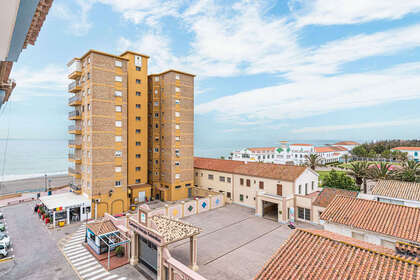 Apartmány na prodej v San luis de sabinillas, Málaga. 