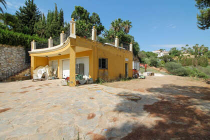 Terreno vendita in Hacienda Las Chapas, Marbella, Málaga. 