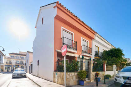 Domy na prodej v Cala Del Moral, La, Málaga. 