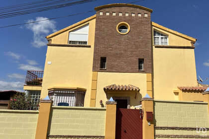House for sale in Rincón de la Victoria, Málaga. 