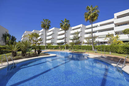 Apartment for sale in Guadalmina, Málaga. 